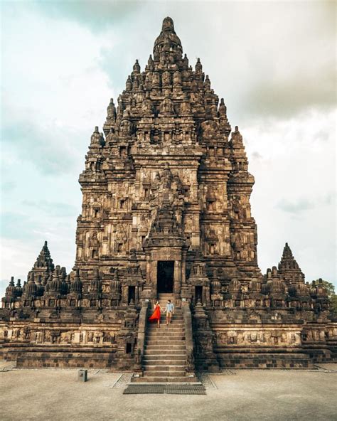 How to Visit Prambanan Temple in Java, Indonesia - Hungariandreamers