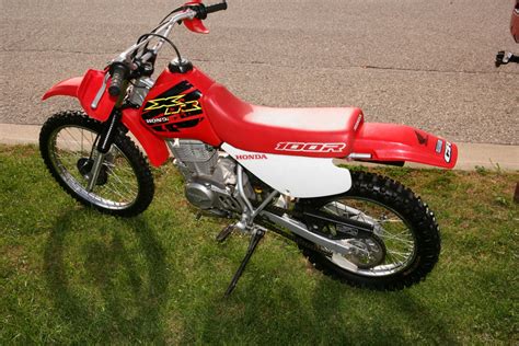 Honda Honda XR100R - Moto.ZombDrive.COM