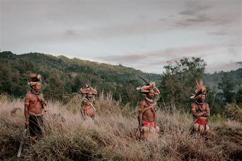 Land before time - Into the Highlands of Papua New Guinea - We love it Wild