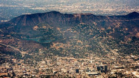 Burbank Wildfire Prompts Evacuations