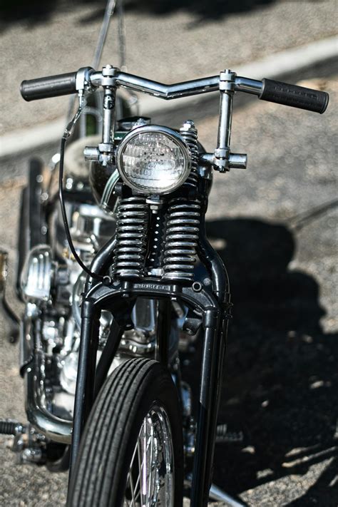 Black Cruiser Motorcycle · Free Stock Photo