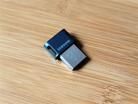 Samsung FIT Plus USB 3.1 flash drive review: A low-profile 'plug-n-go ...