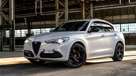 Alfa Romeo Stelvio Veloce Ti revealed - Automotive Daily