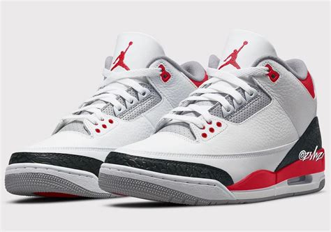 Air Jordan 3 Fire Red 2022 Release Date | SneakerNews.com