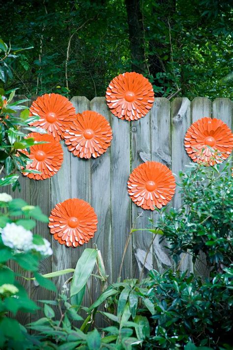 31 Best Garden Fence Decoration Ideas and Designs for 2023