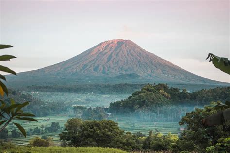 Bukit Cinta in East Bali - The best Mount Agung sunrise viewpoint ...