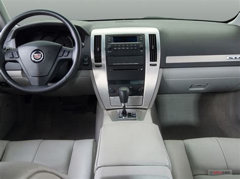 2007 Cadillac STS: 7 Interior Photos | U.S. News