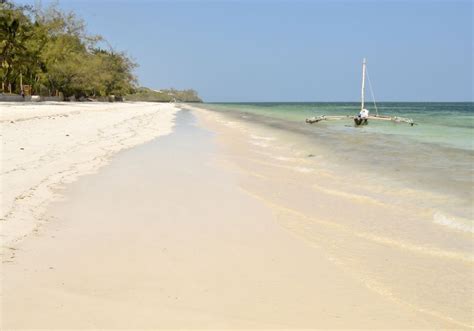 Top 10 Best Beaches in Mombasa - Goats On The Road