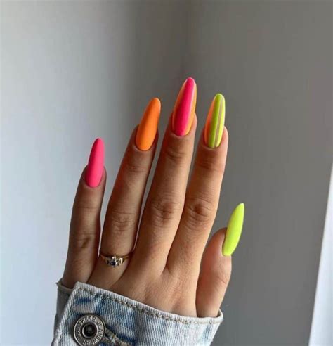 49 Bright Neon Nail Designs and Neon Nail Colors For Your Next Mani ...