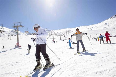 Hasta un metro de nieve y 30 kilómetros esquiables en el...