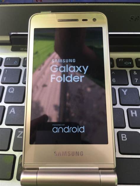 Samsung Galaxy Folder 2 Leaks in New Batch of Images