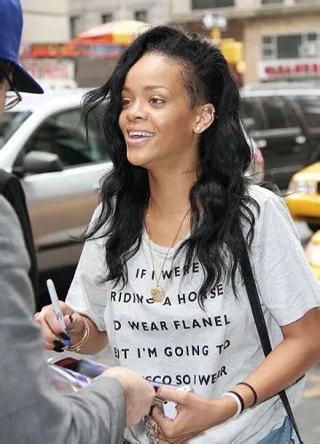 Rihanna Without Makeup | Saubhaya Makeup