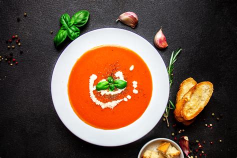 Chunky Tomato and Capsicum Soup - A Better Choice