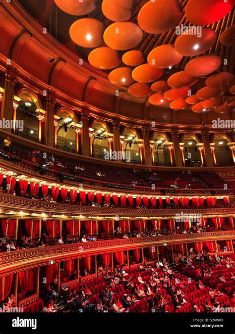 Royal albert hall inside hi-res stock photography and images - Alamy