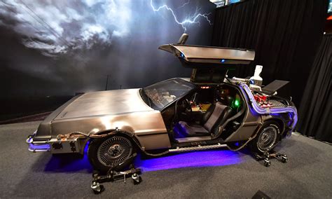 How a drug bust landed the DeLorean in 'Back to the Future' | SYFY WIRE