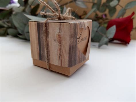 OutOfMyBubble. Rustic Wedding Favor Boxes Love Heart