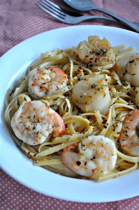 Seafood Linguine - Eat What Tonight