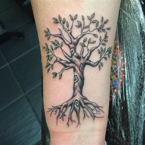 85+ Best Tree Tattoo Designs & Meanings - Family Inspired (2019)