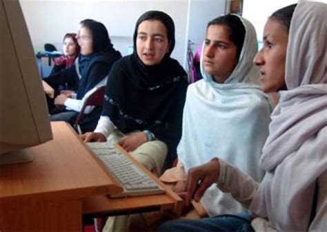 Afghanistan school Girls photos,Afghanistan college Girls picture afghanistan kabul Girls ...