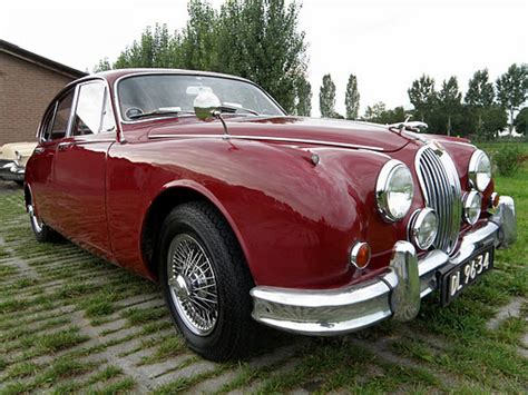 Jaguar Classic Cars | Jaguar oldtimers for sale at E & R Classic Cars!