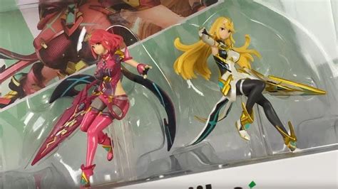 Unboxing of the Pyra and Mythra amiibo figures from Xenoblade ...