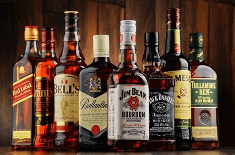 Los 7 mejores whiskys baratos de 2024 - Top Destilados