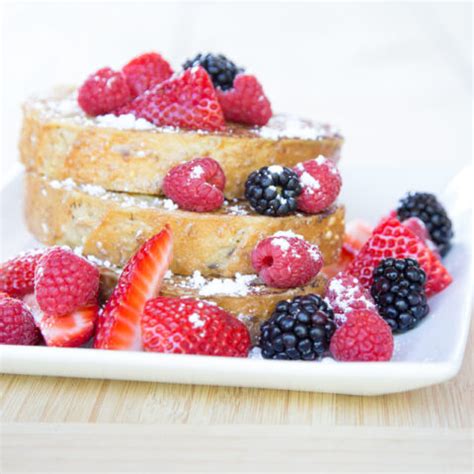 Cinnamon French Toast with Berries - $5 Dinners | Recipes & Meal Plans