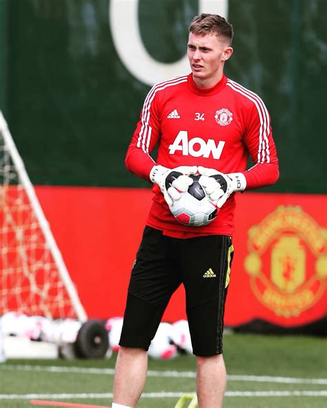 Man Utd goalkeeper confirms he will not be on pre-season tour — Stretty News