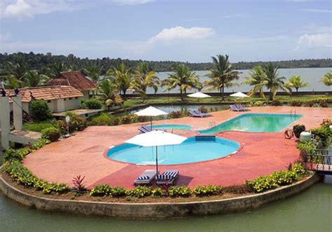 Aquaserene Hotel Kollam | Best Lake Resort in Kollam - IHPL