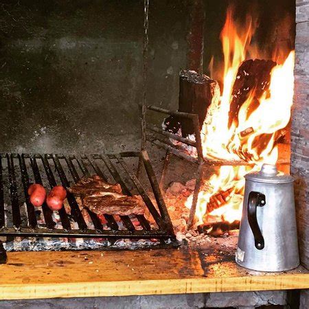 PARRILLA ARGENTINA EL CHALTEN - Restaurant Reviews, Photos & Phone Number - Tripadvisor