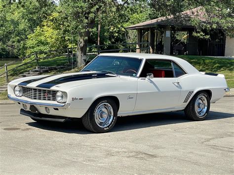 1969 Chevrolet Camaro | Midwest Car Exchange