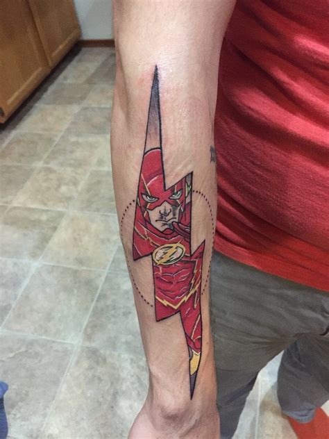 My new tattoo of The Flash - done by Jessi Cramer, Armature Tattoo in Pittsburgh, PA ...