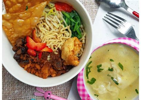 Resep Mie Pangsit Vegan oleh Yulia Yani - Cookpad