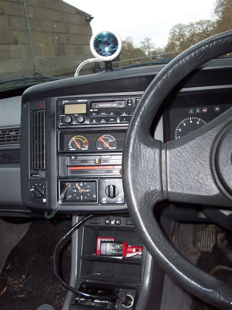 VOLVO 440 - volvo-440_interior_6.jpg