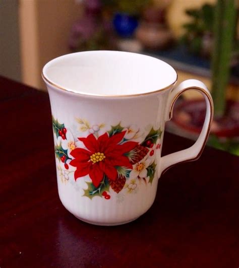 Royal Albert Poinsettia Bone China Mug Tea Cup Approx. 4 x