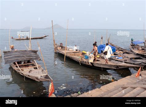 Chilika Lake, Odisha, India Stock Photo - Alamy