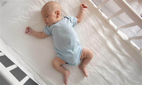 Baby Sleeping on Side—Is It Safe? | Pampers