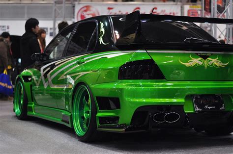 Modified Cars: Mitsubishi Evolution Modified