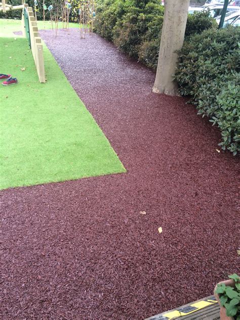 Bonded Rubber Mulch Edging - Nova Sport