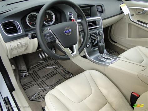 Soft Beige Interior 2012 Volvo S60 T5 Photo #46991364 | GTCarLot.com