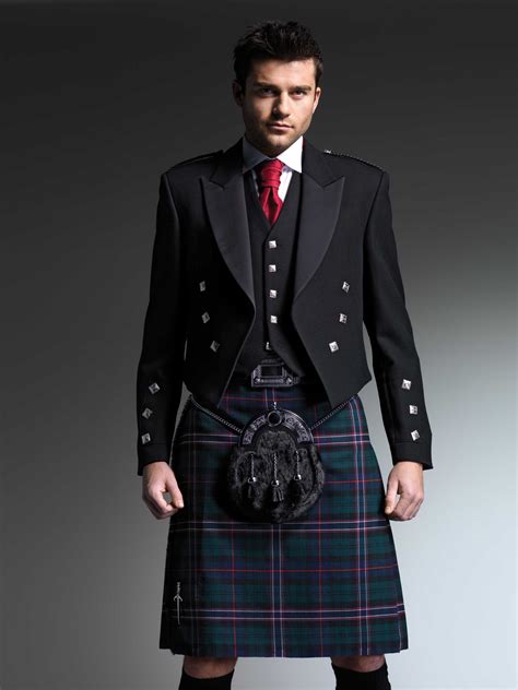 The Scottish National - Kilt Hire Glasgow, East Kilbride and Prestwick with Wedding Kilts and ...