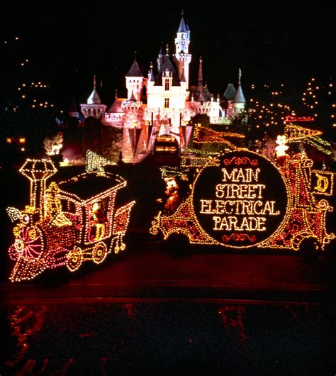 Main Street Electrical Parade Coming to Disneyland Park for a Limited Time; Last Chance to ...