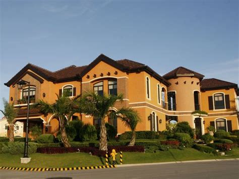 Luxury Real Estate in Philippines - LuxuryEstate.com