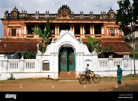 Chettinad houses hi-res stock photography and images - Alamy