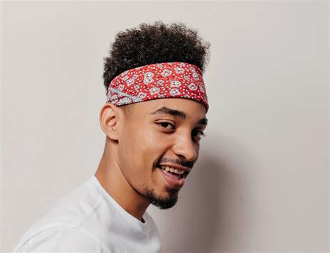 22 Modern Bandana Hairstyles for Men in 2024