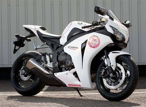 Honda CBR1000RR Fireblades Special Edition Pictures, Photos, Wallpapers ...