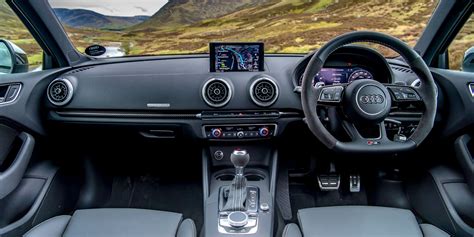 Audi RS3 Sportback Interior & Infotainment | carwow