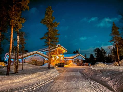 The best glass igloo hotel in Lapland - Kakslauttanen Arctic Resort - Daily Travel Pill