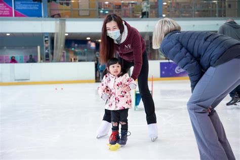 Tots Skating Lessons - National Ice Centre, Nottingham