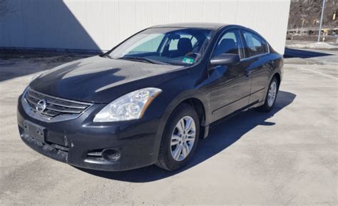 2010 Nissan Altima 2.5 S Sedan 4D - Naugatuck River Motors - Test Drive